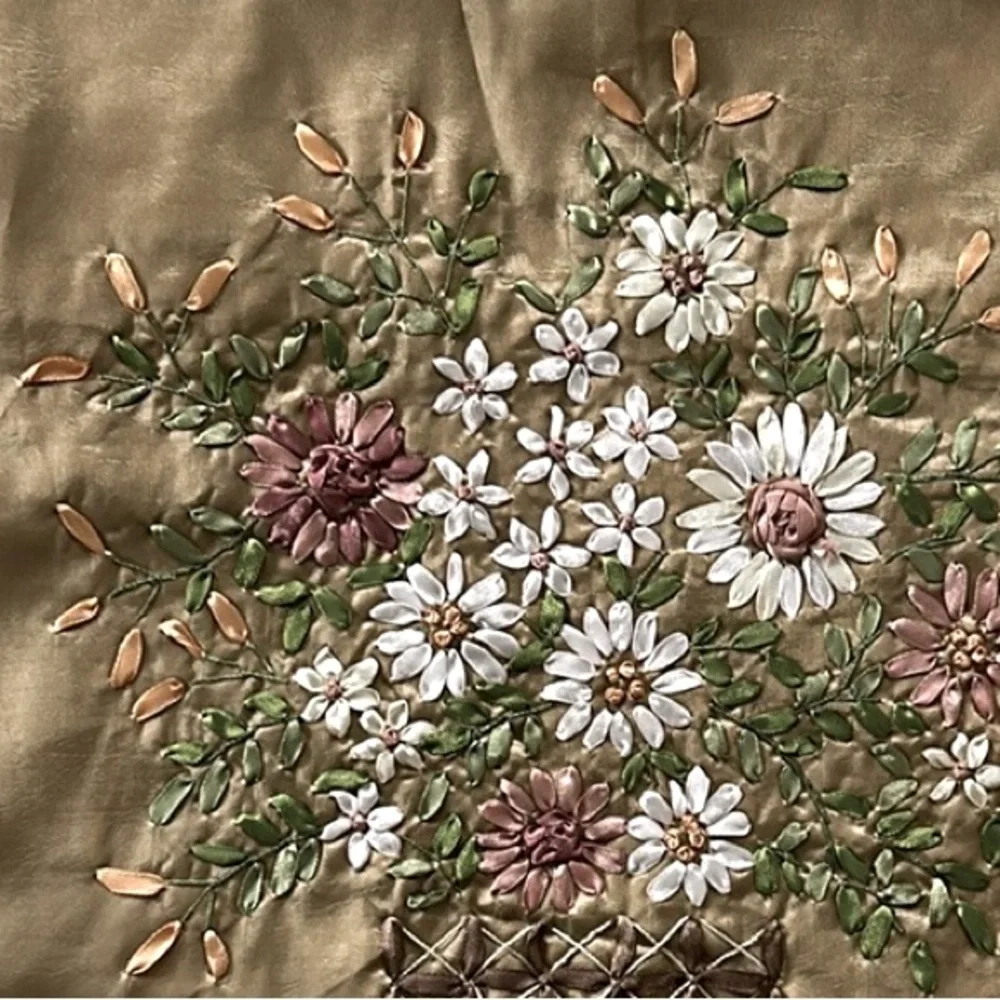 N/A silk embroidered